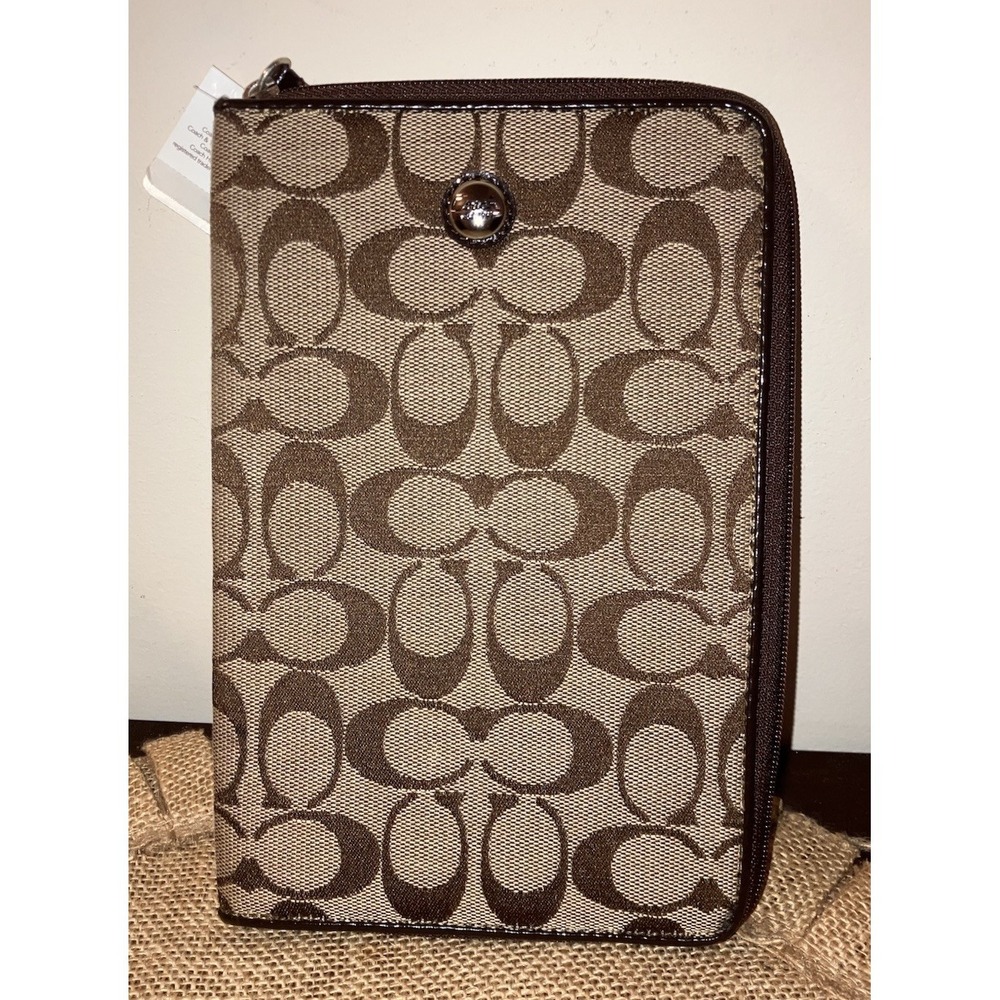COACH Signature C Brown Canvas Tablet E-Reader Case F61575 NWT $98